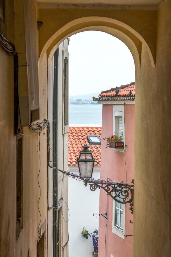 Alfama, Bright And Spacious With Private Terrace, By Timecooler Lisboa Eksteriør billede